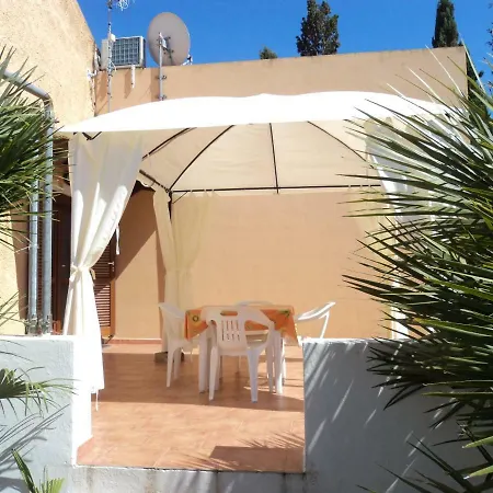 Residenza Agrituristica Santa Lucia Con Piscina Apartment
