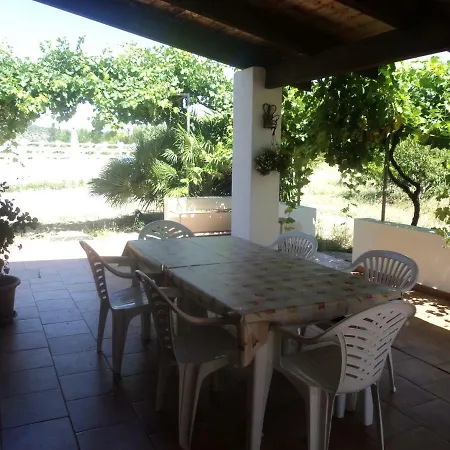 Residenza Agrituristica Santa Lucia Con Piscina Appartement