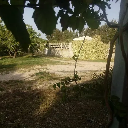 Apartamento Residenza Agrituristica Santa Lucia Con Piscina